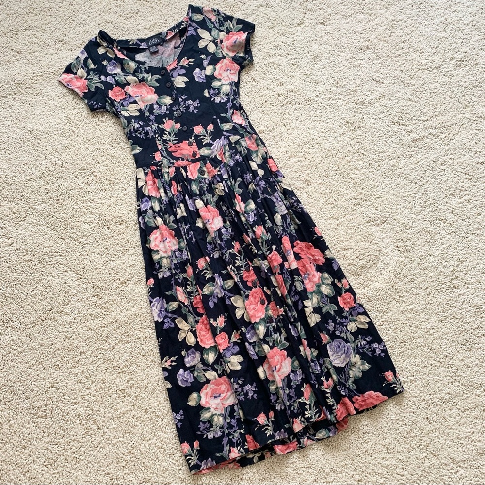 Vintage floral midi dress